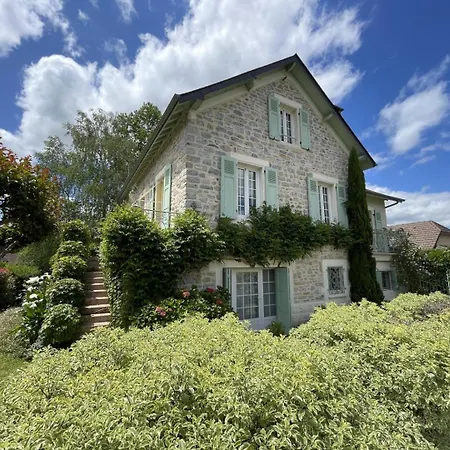 Maison Mado-lily Bidos